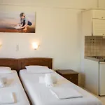 Konstantinos & I Aparthotel 3*