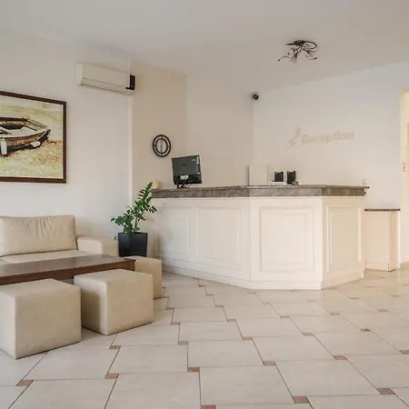Konstantinos & I Apartmanhotel